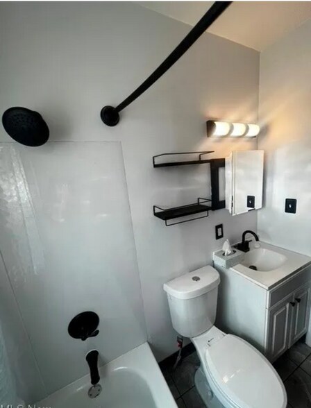 Building Photo - 11621 Havel Ave