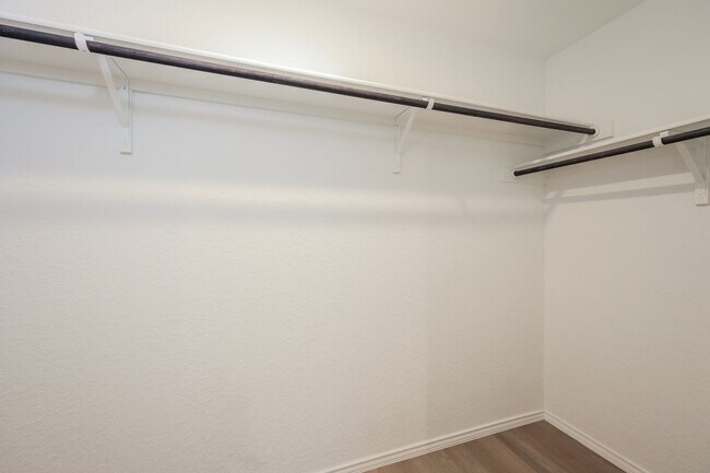 Building Photo - 12050 Pewee Ct