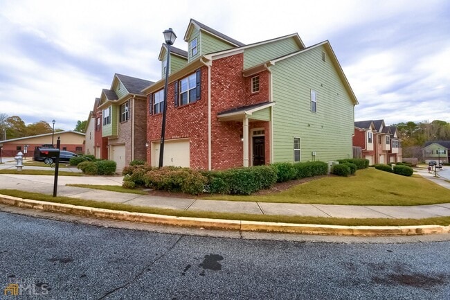 Building Photo - 2171 Waterford Park Dr