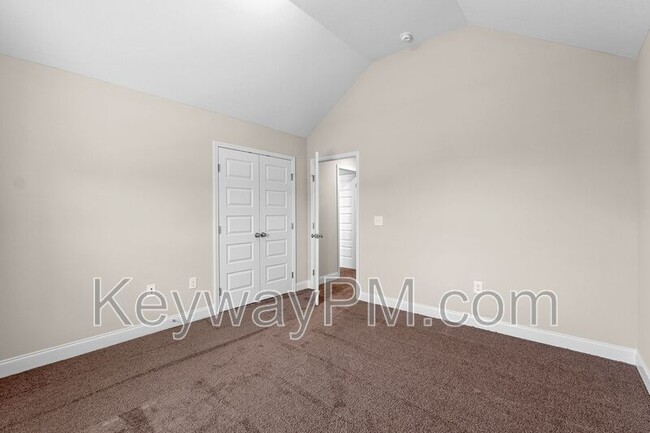 Building Photo - 557 Yuma Ln