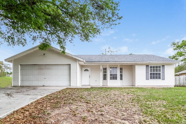 Building Photo - 301 Morningview Dr