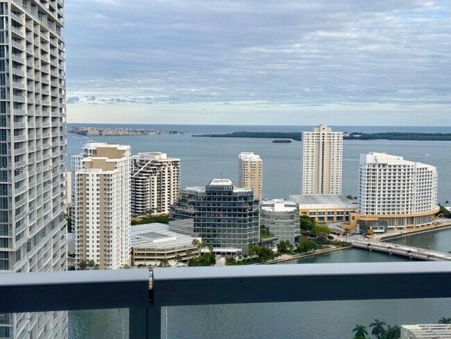 Building Photo - 500 Brickell Ave