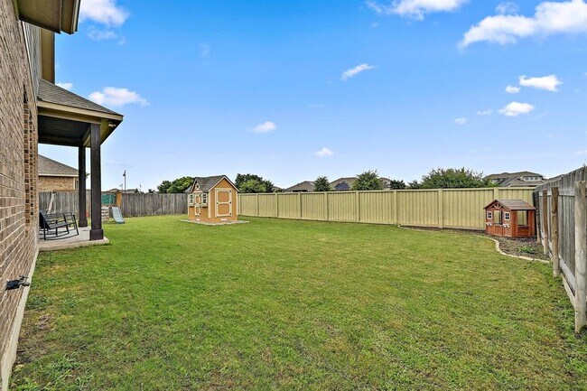Building Photo - 109 Hedgerow Ln