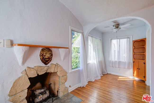 Building Photo - 4174 Ince Blvd