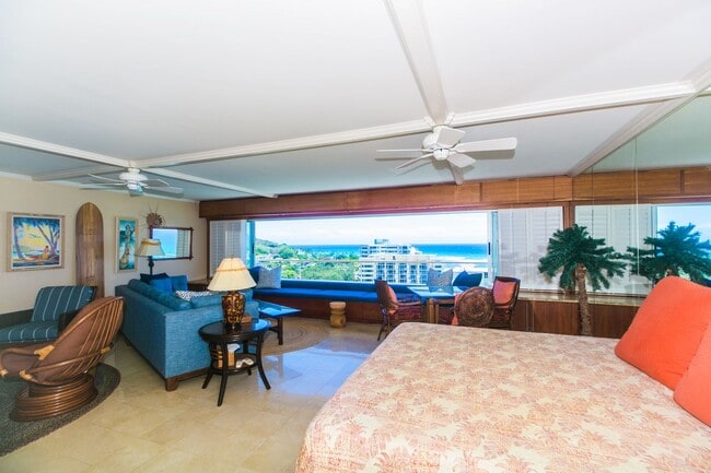 Building Photo - Breathtaking Ocean and Mountain View One Bedroom