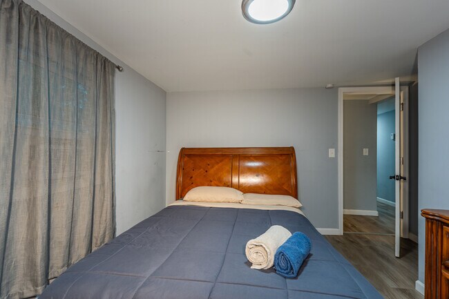 Building Photo - 173 Mountainview Rd