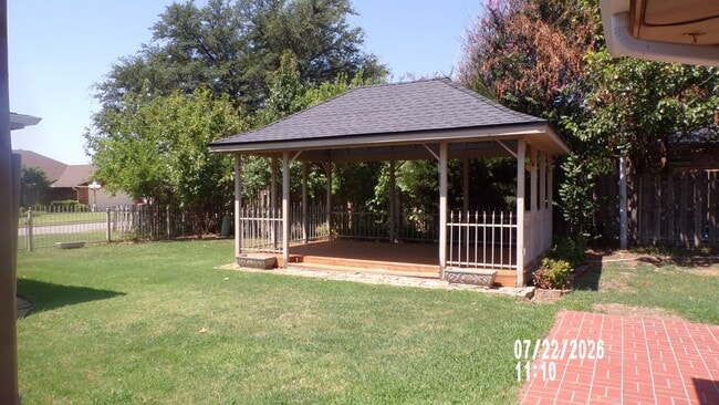 Building Photo - Fantastic home located in Wyatt Acres
