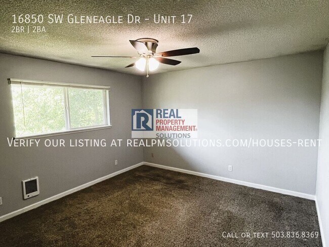 Building Photo - 16850 SW Gleneagle Dr
