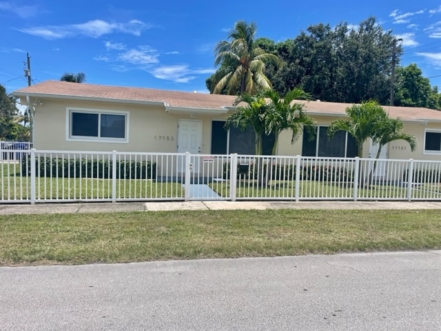 Building Photo - 17153 NE 3rd Ct