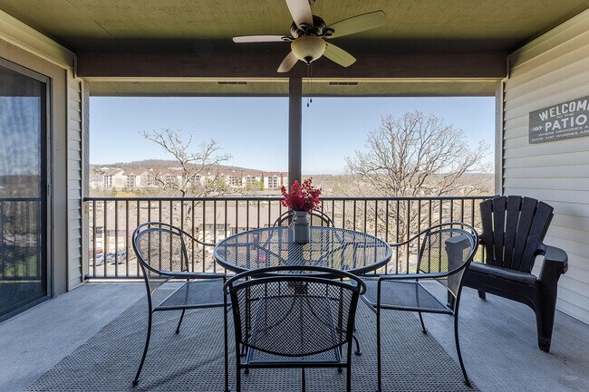 Building Photo - 133 Troon Dr