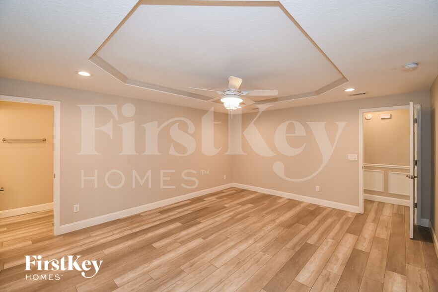 Building Photo - 11828 Merganser Way