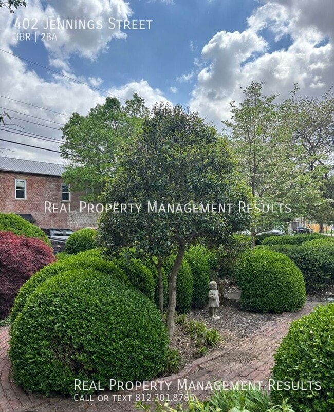 Building Photo - 402 W Jennings St