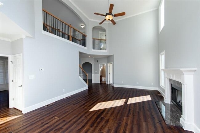 Building Photo - 1763 Crossvale Dr