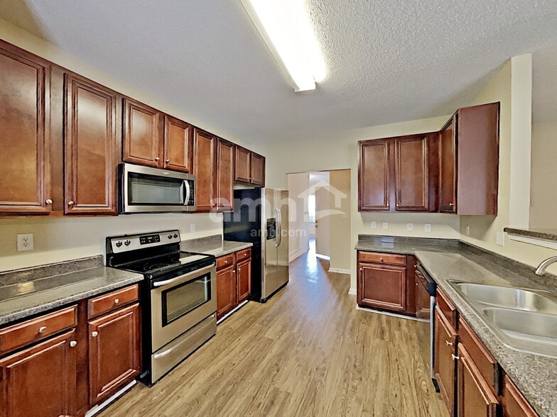 Building Photo - 2750 Elkmont Rdg SW