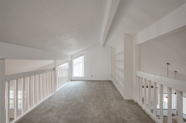 Building Photo - 3419 Spring Arbor Ln