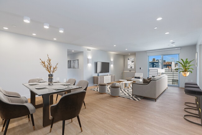 3BR, 3BA-1915 SF - Reve
