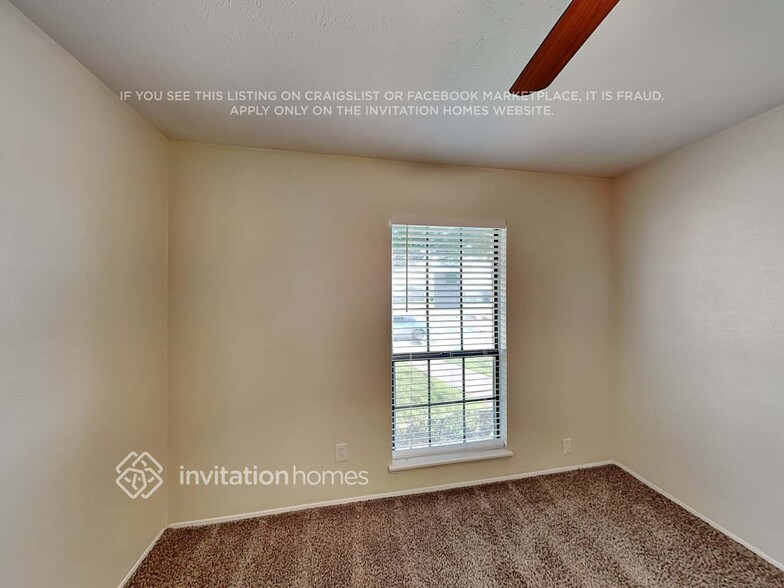 Building Photo - 5500 Squires Dr