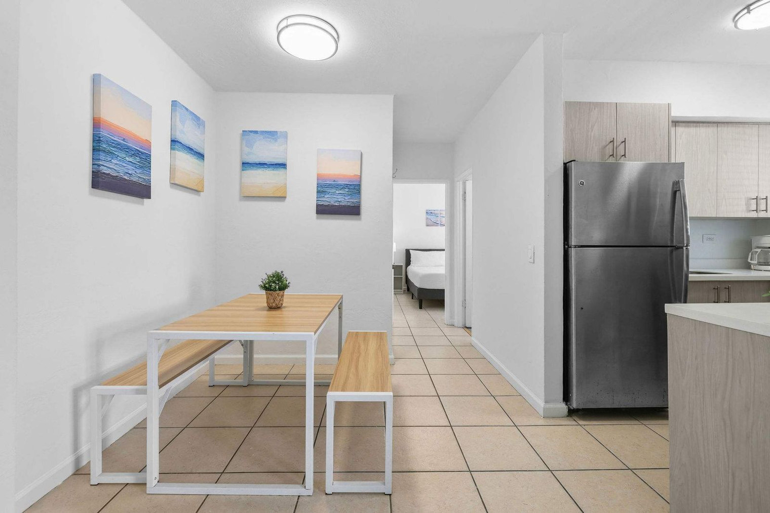 Building Photo - 7340 Harding Ave