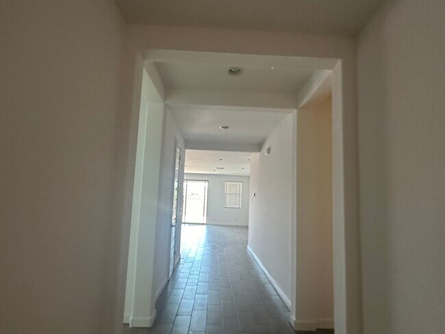 Building Photo - 3110 N 199th Dr