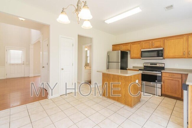 Building Photo - 2108 Arbor Vista Dr