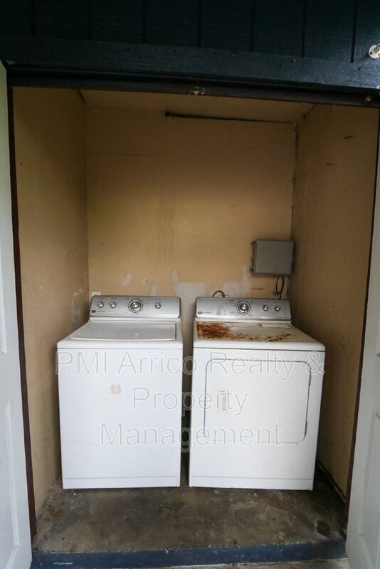 Building Photo - 1810 E 143rd Ave