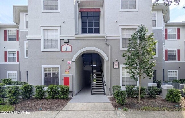 Building Photo - 3591 Kernan Blvd S