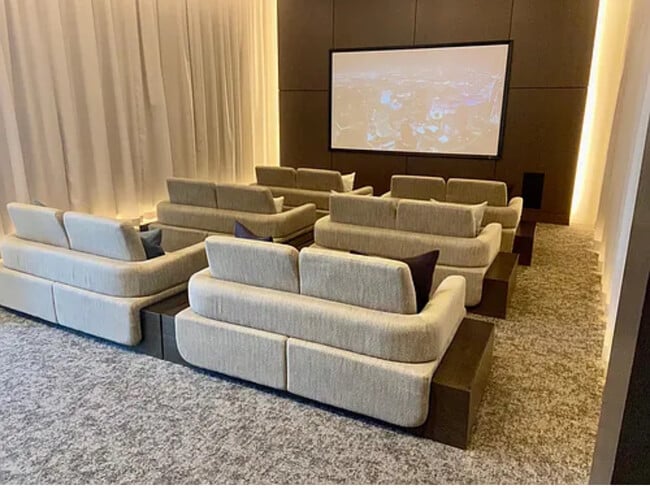 Building Photo - 889 Francisco St