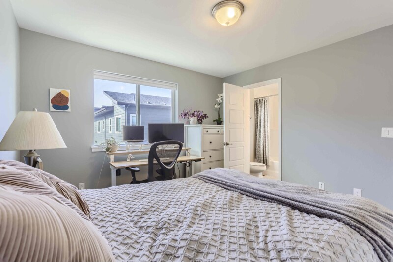 Building Photo - 4225 Yarrow St