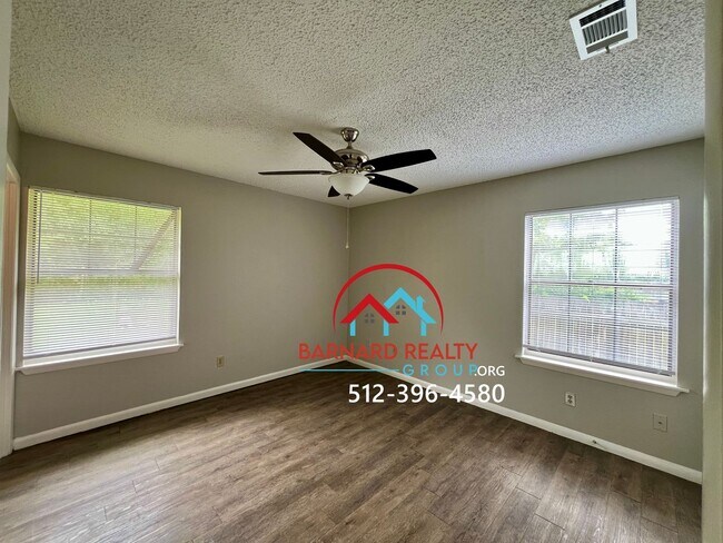 Building Photo - 110 Whitetail Dr