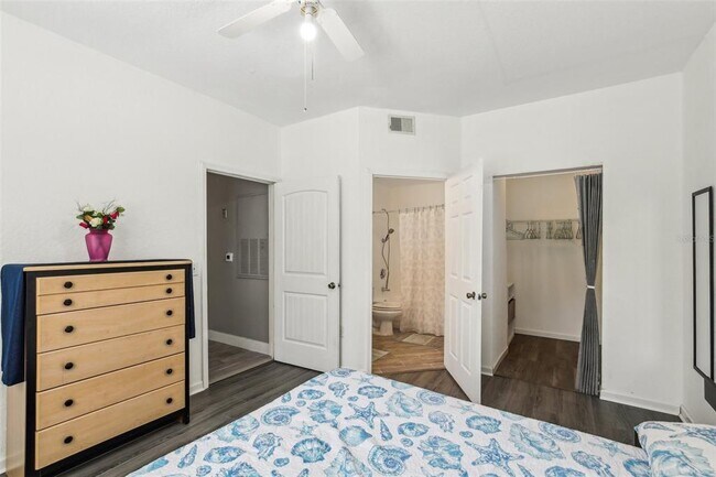Building Photo - 17104 Carrington Park Dr