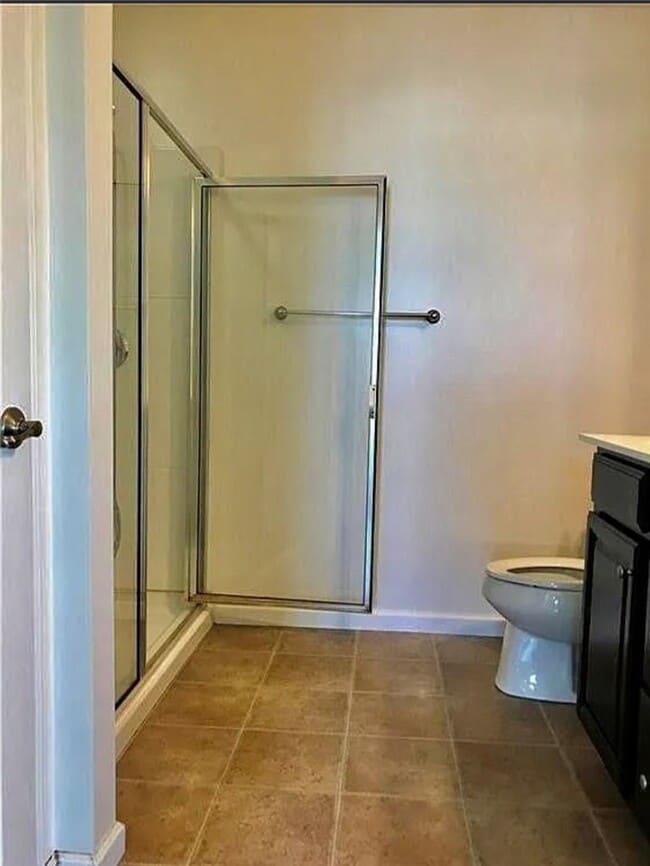 Building Photo - 251 Elmcrest Rise