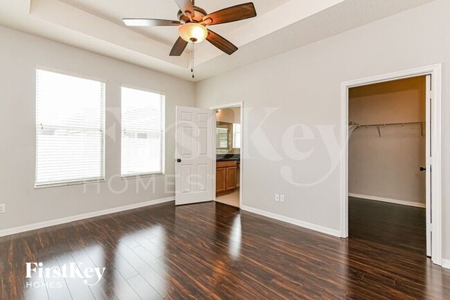 Building Photo - 2716 Barclay Ln