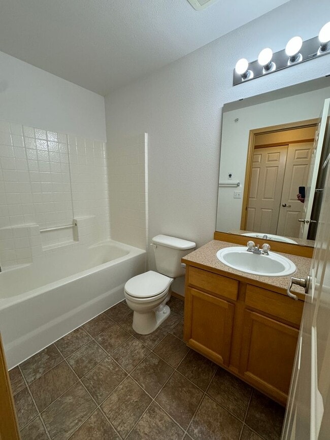 Building Photo - 1187 Griggs St