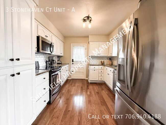 Building Photo - 3 Stonehaven Ct