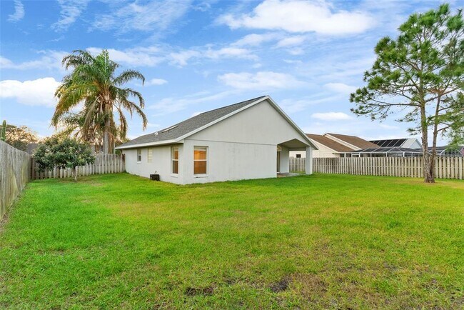 Building Photo - 212 Bent Oak Loop