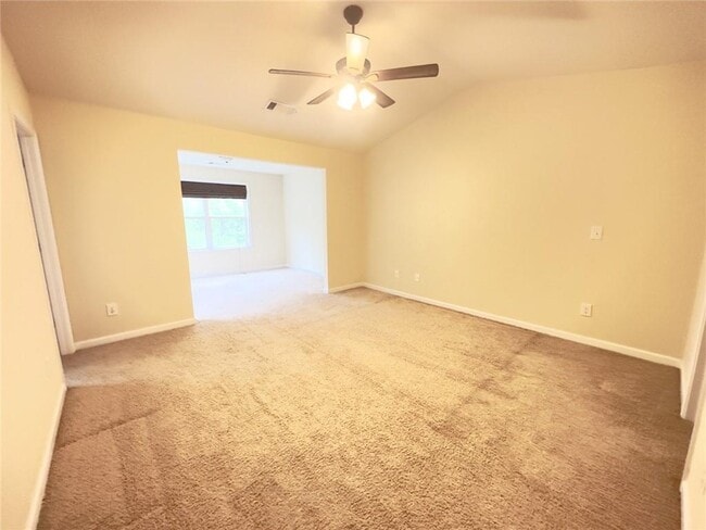 Building Photo - 4239 Laurel Creek Ct SE