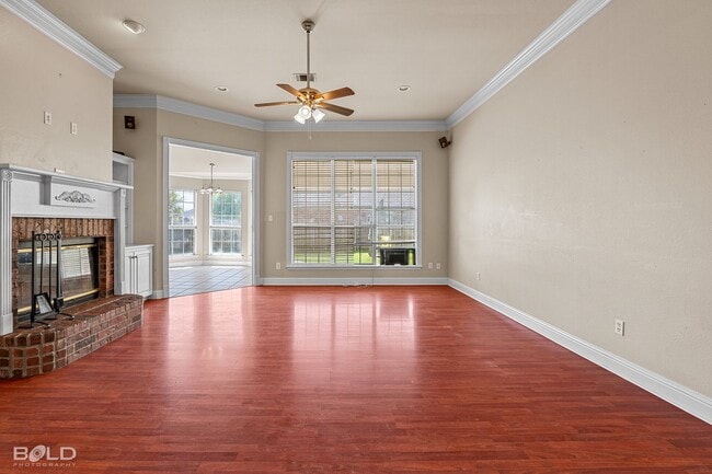 Building Photo - 6014 Jason St