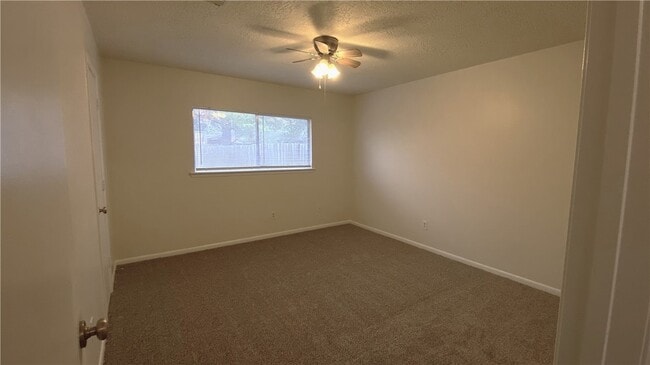 Building Photo - 3317 Longleaf Cir