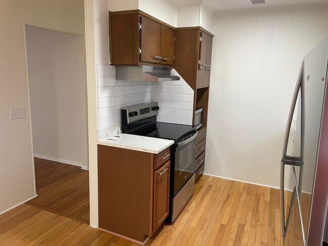 Building Photo - 3 Bedroom 2 Bathroom Home in Kingsport, TN