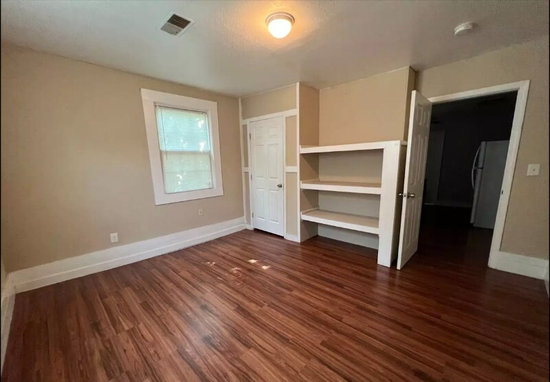 Building Photo - 3206 Torbett St