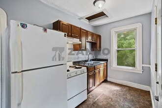 Building Photo - 28 Kimball Ave