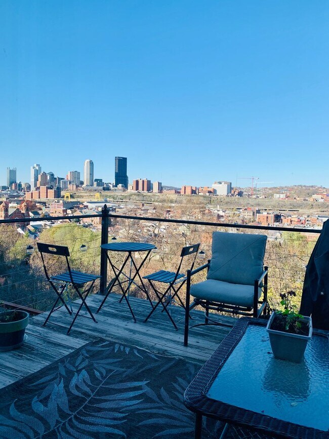 Building Photo - 97 Pius St