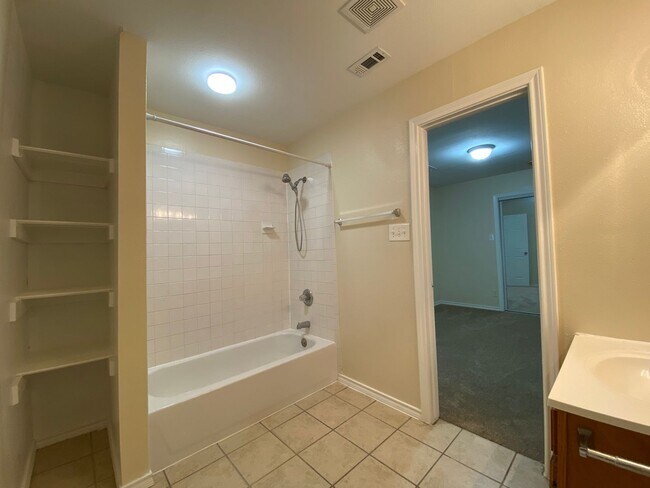 Building Photo - COMING SOON 3 BEDROOM 2 BATH HOME IN TCU AREA