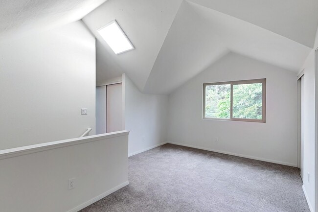 Building Photo - San Carlos West 2story with Canyon Views 5...