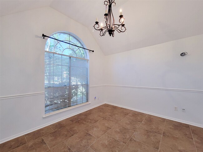 Building Photo - 5810 Forest Land Dr