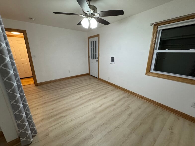 Building Photo - 3078 S Kinnickinnic Ave