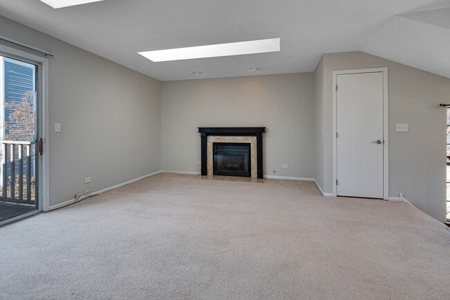 Building Photo - 972 Mallard Cir
