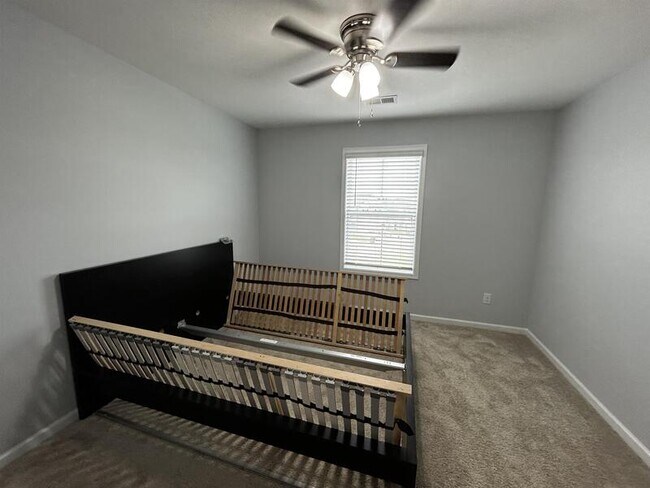 Building Photo - 138 Adger Rd