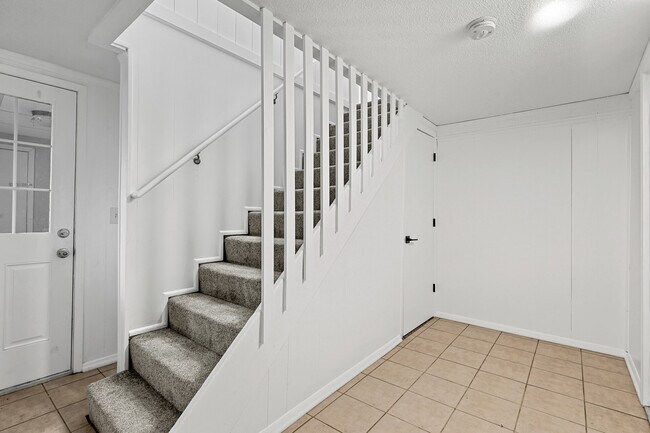 Building Photo - 16601 Eldorado St NW