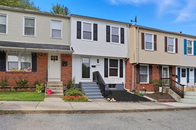 Building Photo - Recently Updated 3 Bedroom 1 Bath in Newar...